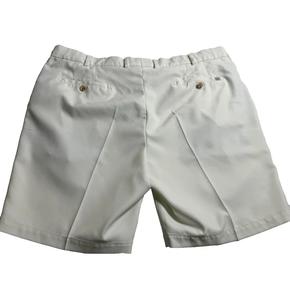 Peter Millar Men golf shorts Size 40 Performance stretch flat front light weight